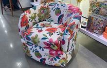 Omni Swivel Chair in Floral