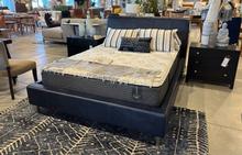 Prairie Queen Upholstered Bed in Marlin