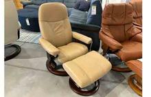 FLOOR MODEL - Consul Small Stressless Chair and Ottoman in Batick Latte